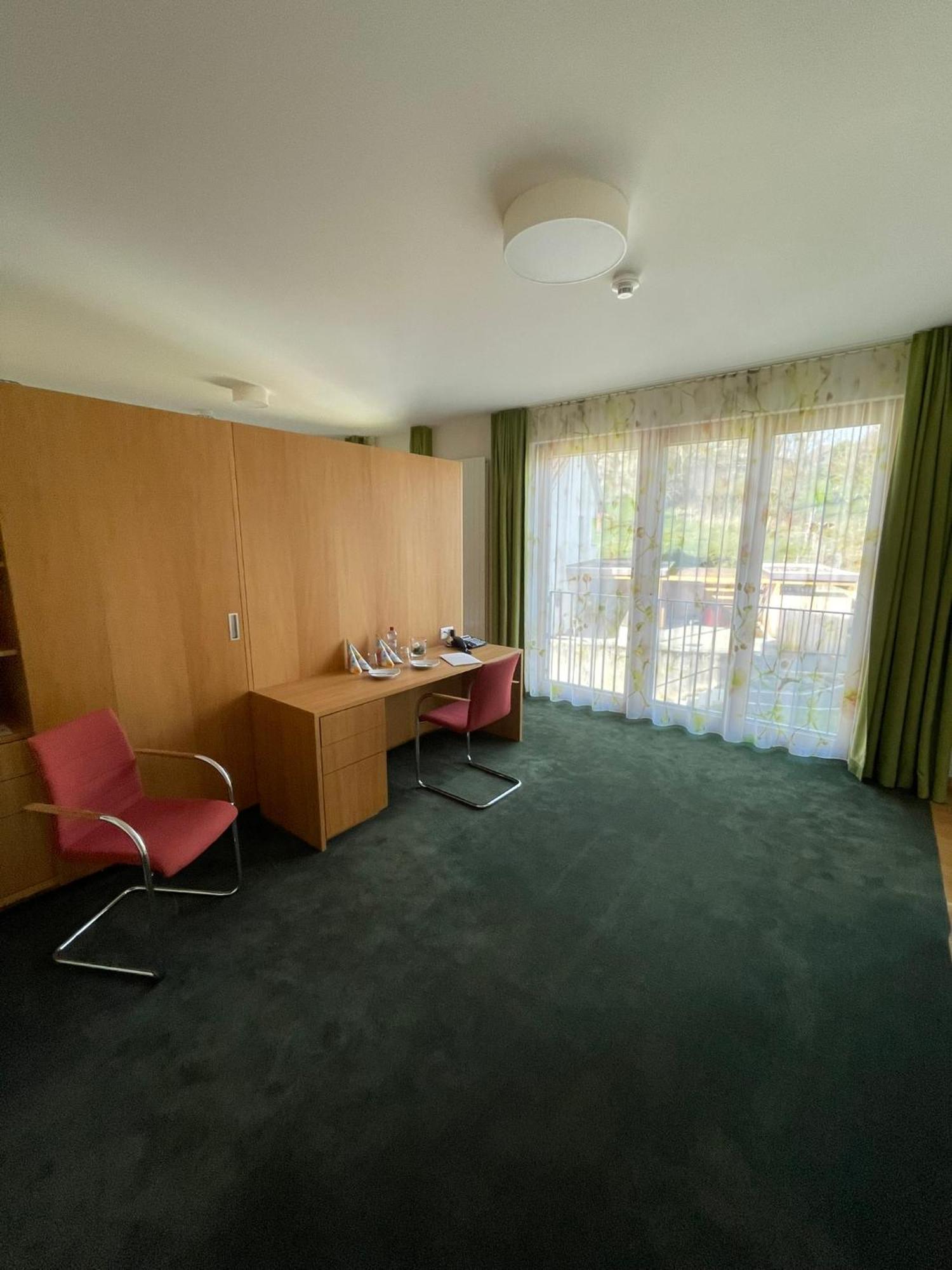 Gaestehaus Wohnpark St. Chrischona Bettingen Dış mekan fotoğraf